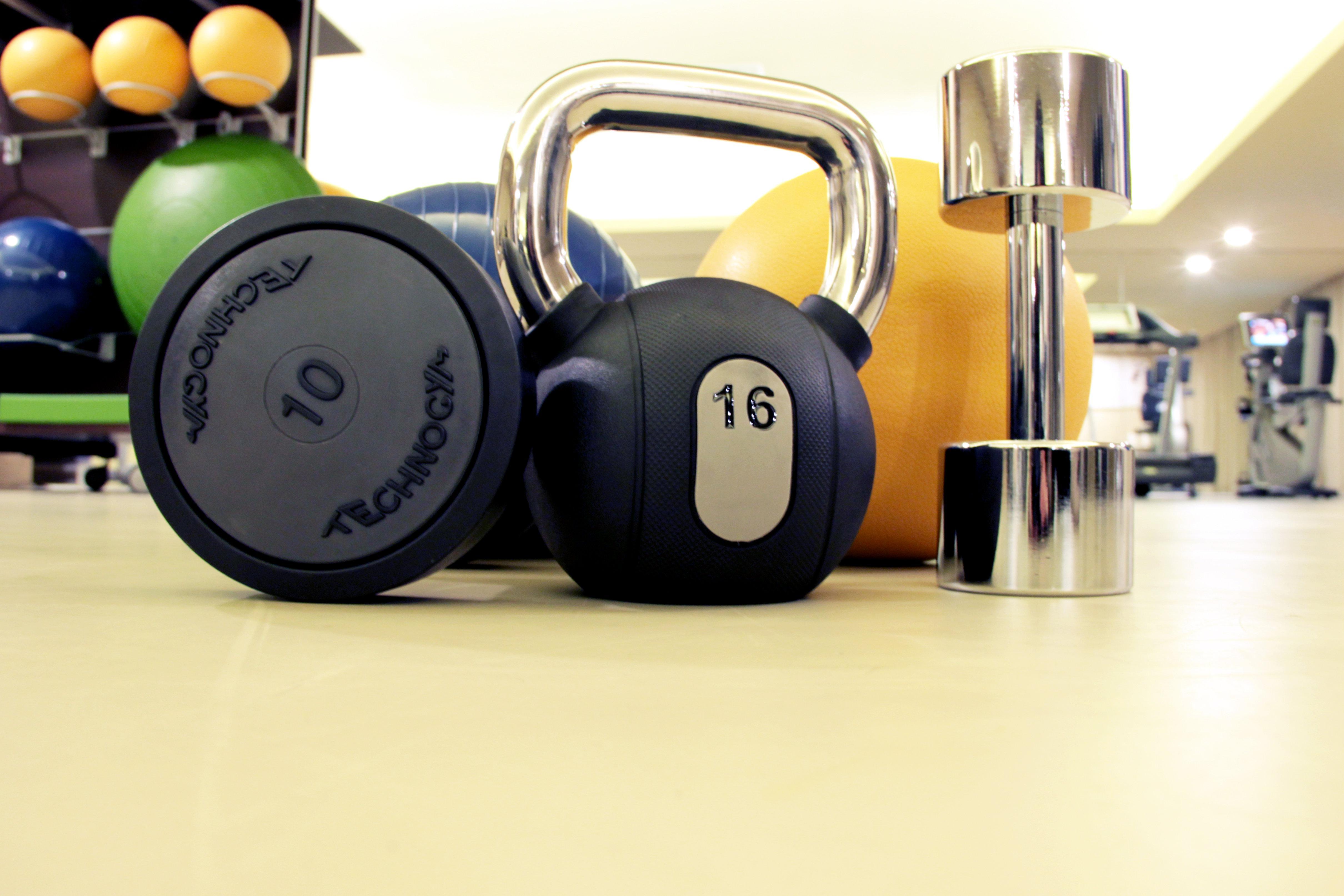 Crowne Plaza Vilamoura - Algarve By Ihg Bagian luar foto Dumbbells and kettlebells