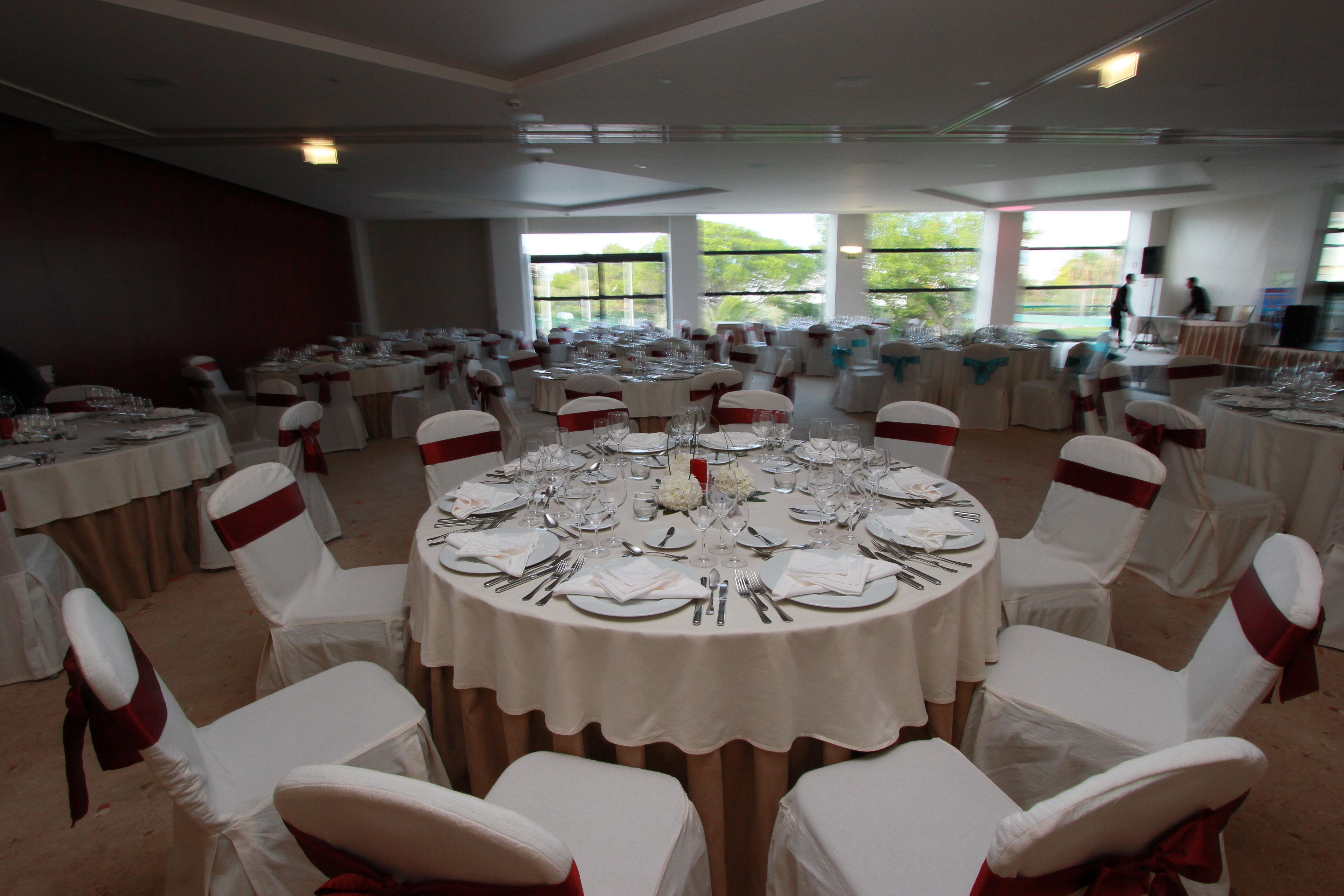 Crowne Plaza Vilamoura - Algarve By Ihg Bagian luar foto Banquet hall